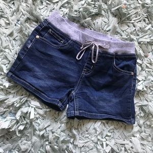 Girls size 12R denim Justice shorts